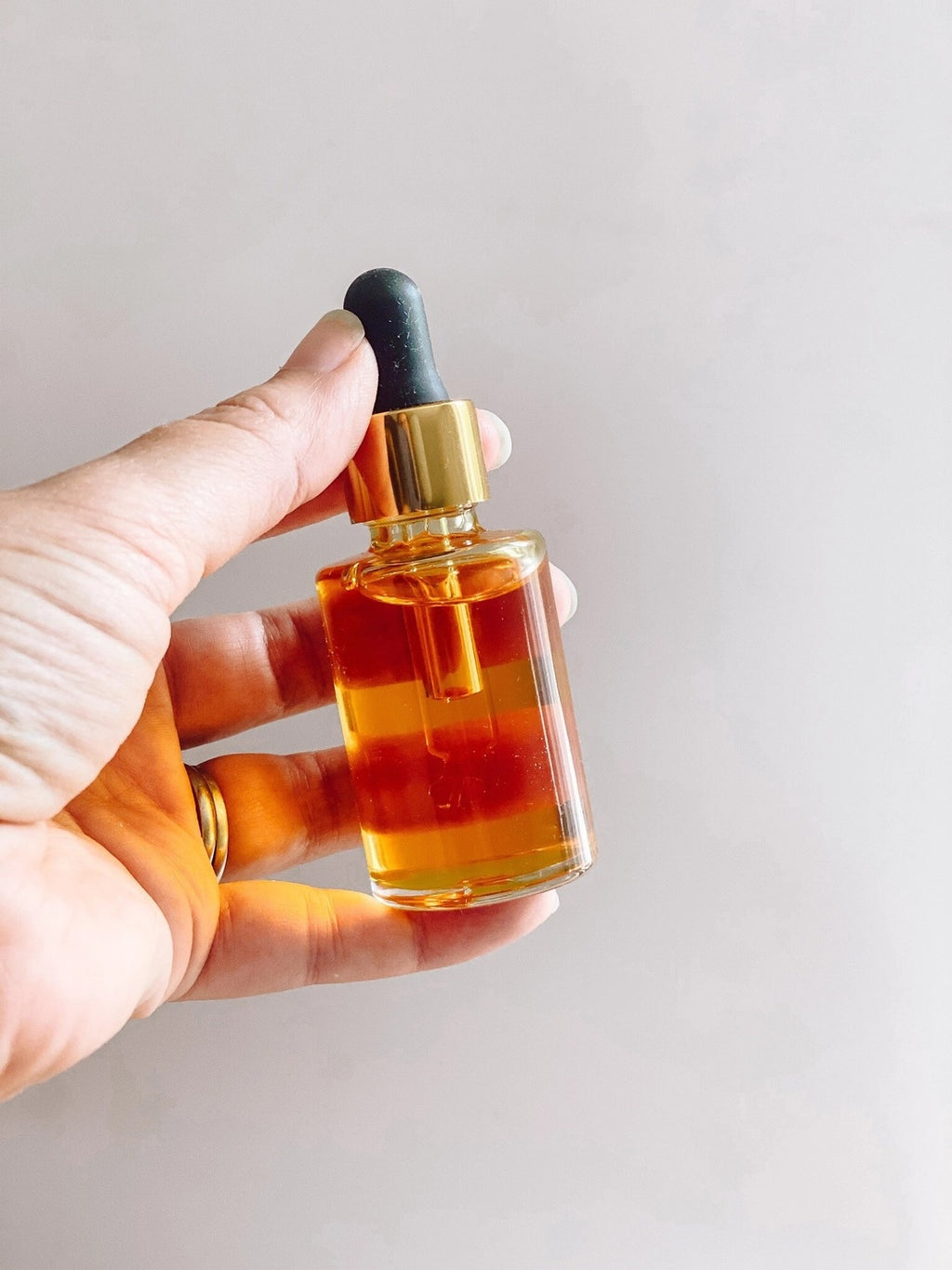 Virajati Illuminating Serum